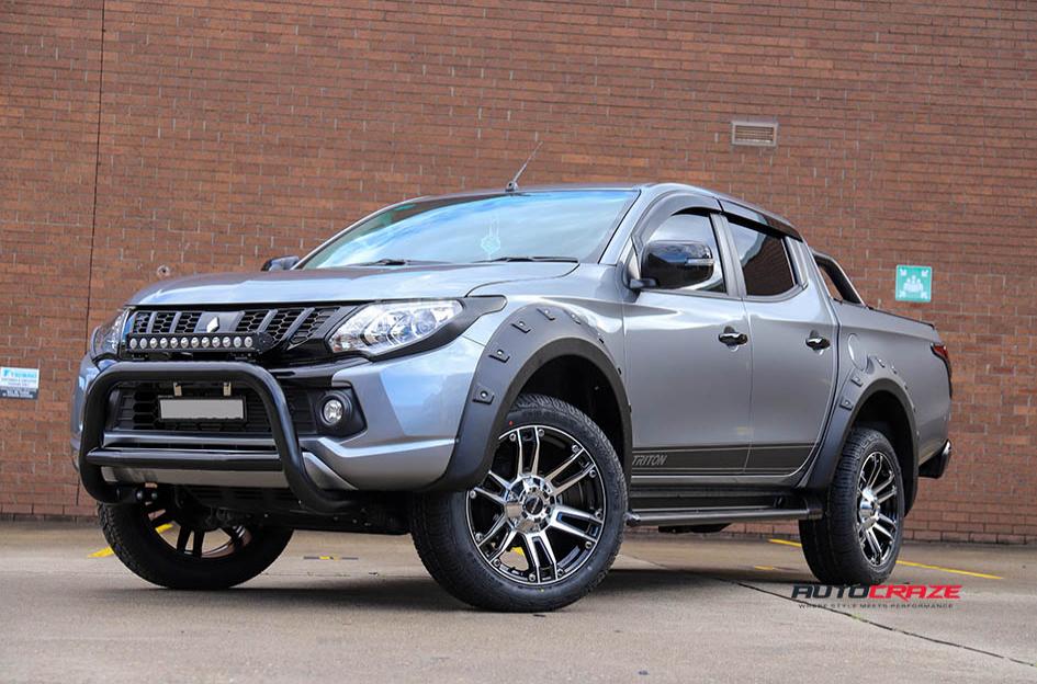 MITSUBISHI TRITON OUTLAW MACHINED PIANO BLACK